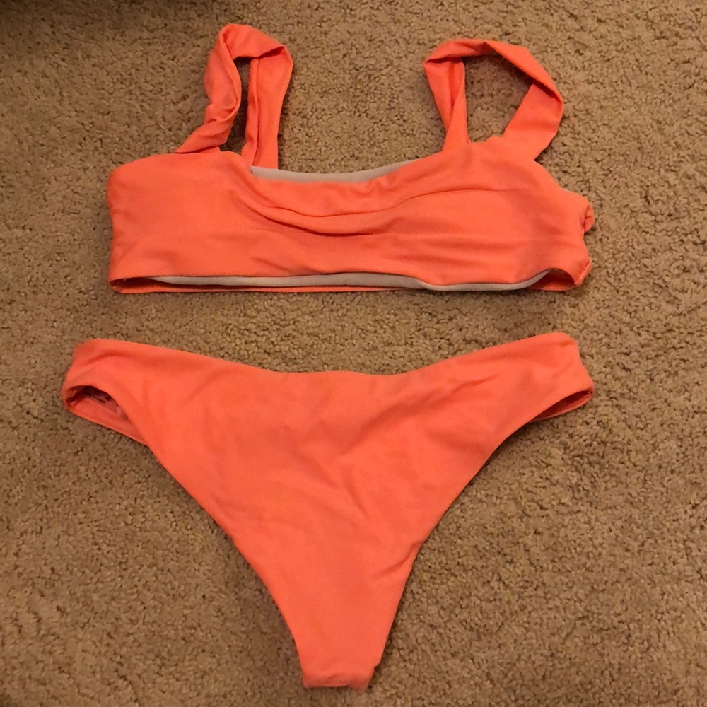 orange bikini!